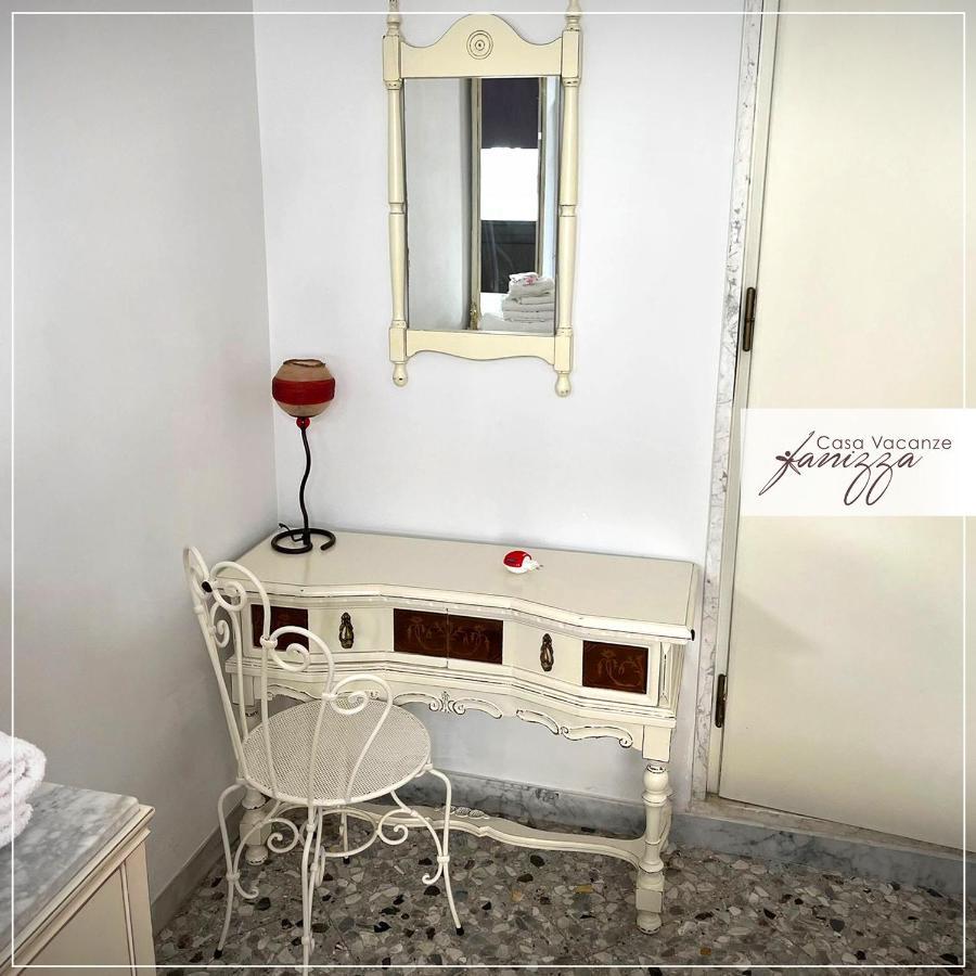 Room Al Centro Fanizza Альберобелло Экстерьер фото